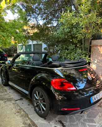 Maggiolino cabrio 1.6 vespa