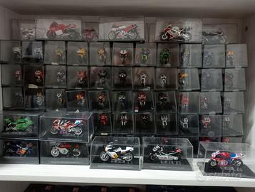Collezione modelli moto da competizione