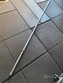 Bilanciere manubri e 20 kg di dischi per home gym