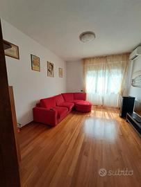 Divano chateau-dax +pouf