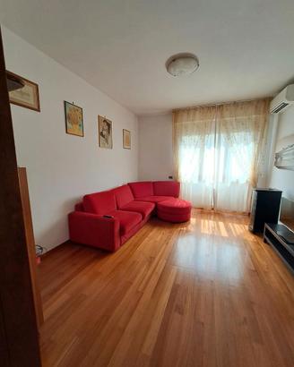Divano chateau-dax +pouf