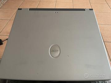 Portarile ACER travelmate 250