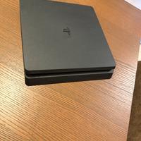 Play station 4 slim + 2 joypad