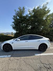 Tesla Model 3 Highland RWD Premium 2024