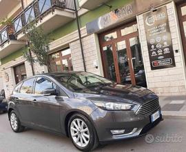 FORD Focus 1.5 TDCi 120CV BERLINA Titanium