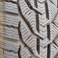 gomme invernali. 215/55/17