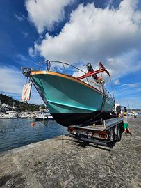 Gozzo Cabinato per seguire America S' Cup  7,60