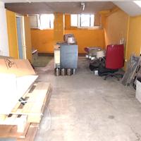 Ampio Deposito/Magazzino 88 MQ Viale V. Veneto