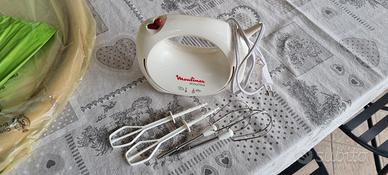 Sbattitore elettrico completo di fruste