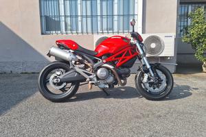 ducati monster 696 del  2008