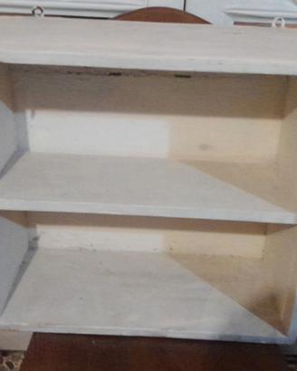 Libreria bianca in legno a 2 piani