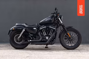 Harley-Davidson Sportster Iron 883 - 2014