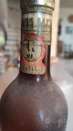 Bottiglia di Chianti stravecchio
