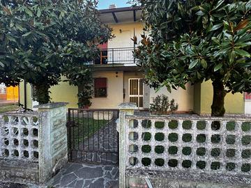 Appartamento di 87 m² con 4 locali e box auto dopp