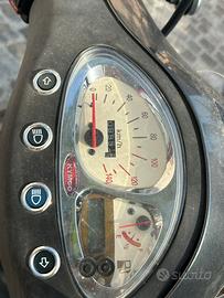 Moto con soli 9.000 Km