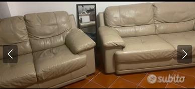 Coppia divani in vera pelle 2+3 posti