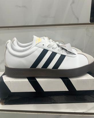Adidas Uomo Bianco/Nero Taglia 44 Nuove