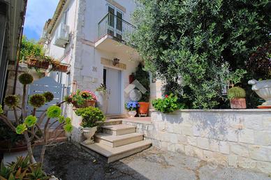 CASA INDIPENDENTE A LORETO