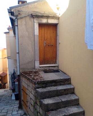 Trilocale 40 mq in centro vicino scuola S. Filippi