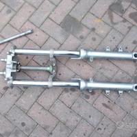 CB 750 : forcella cerchio marmitta ammortizzatore
