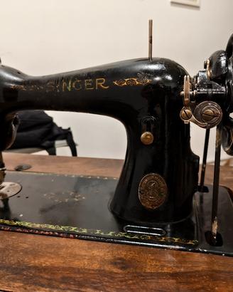 Macchina da cucire Singer 15K del 1918 fab. Scozia