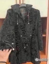 Pelliccia donna in vero Astrakan color nero nuova