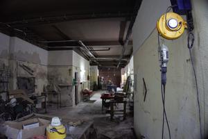 DEPOSITO/GARAGE 185m² in Viale Epipoli