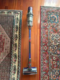 Aspirapolvere Dyson v11 absolute extra