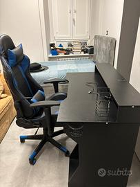 Scrivania Gaming 120x60 con LED Blu perfetta