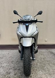 PIAGGIO BEVERLY 300