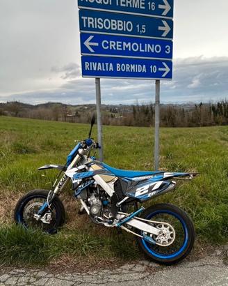 TM 125  smr 2021 6000€