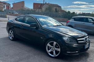 MERCEDES C220 Blue EFFICIENCY Avantgarde