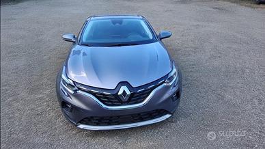 Captur Techno 2023