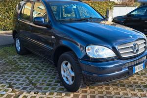 MERCEDES ML 270 DIESEL CAMBIO MECCANICO