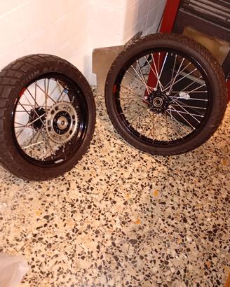 cerchioni coppia KTM Adventure 990( 5000 km)