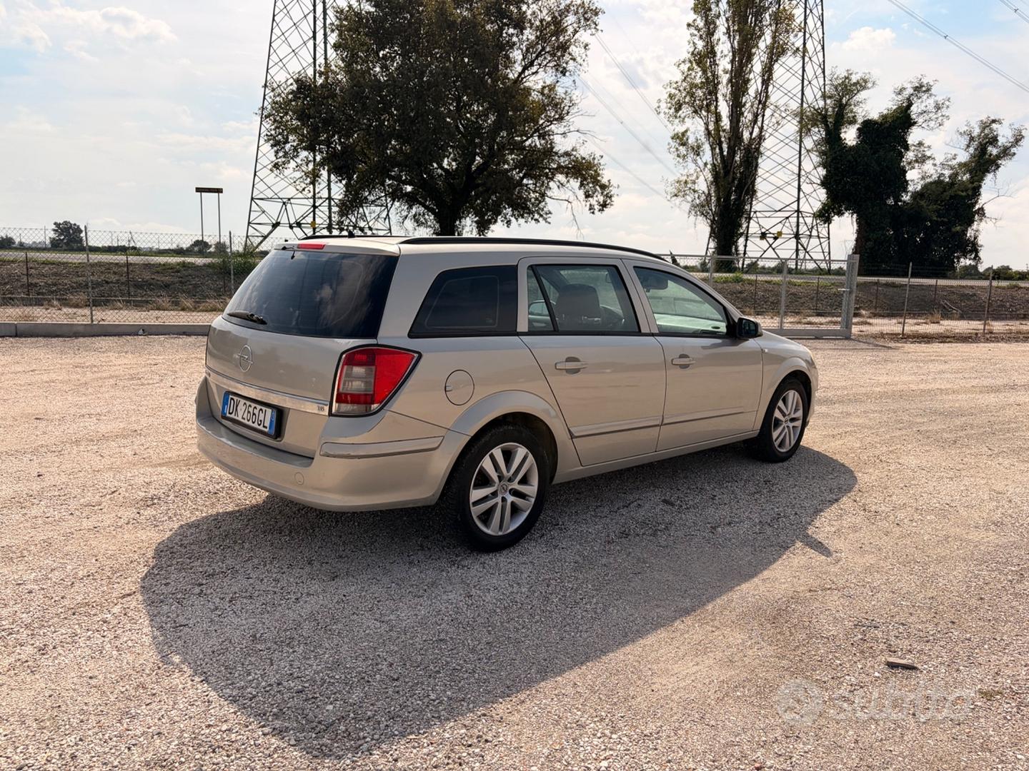 Opel Astra 2008 photo 4