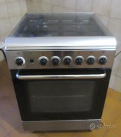 Cucina a gas con forno