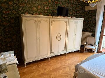 Armadio+camera, stile classico, condizioni ottime.