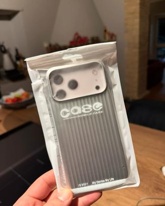 4 cover per Iphone 17 pro max