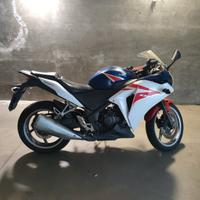 Honda CBR 250 - 2011