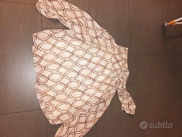 camicia elegante con fiocco al collo