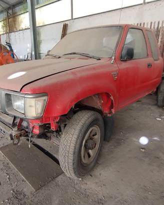 Toyota Hilux Extra Cab 2.4 D