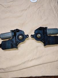 MOTORINO ALZAVETRO POSTERIORE DX - SX