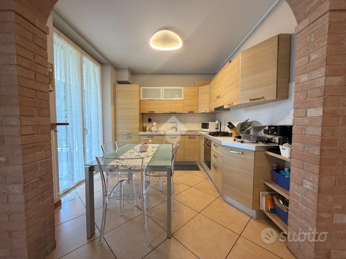 Apartment in Gorlago, Bergamo - Altro