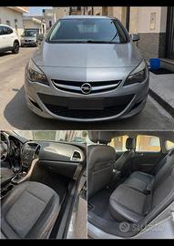 Opel Astra del 2013 come nuova