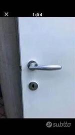 Maniglie porte in acciaio satinato