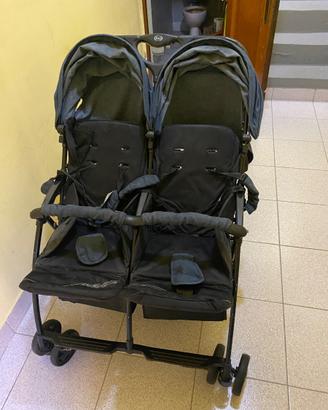 Passeggino gemellare