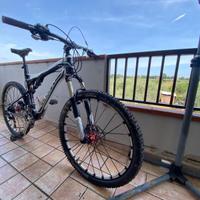 Mountain bike crossfire Lee Cougan