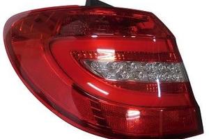 FANALE FANALINO POSTERIORE MERCEDES CLASSE B W246 