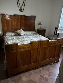 Letto matrimoniale d’epoca